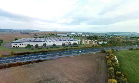 Pronájem skladového prostoru 14401 m² Drásov