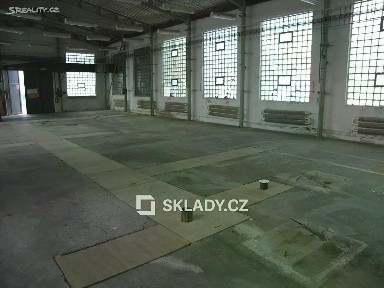 Pronájem skladového prostoru 456 m²