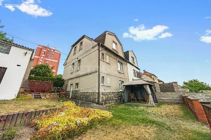 Prodej rodinného domu 176 m², pozemek 466 m²