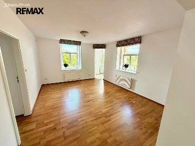 Pronájem bytu 2+1 61 m² Brunšov, Všenory