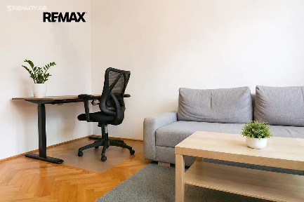 Pronájem bytu 2+1 60 m² Vrchlického, Kladno - Kročehlavy