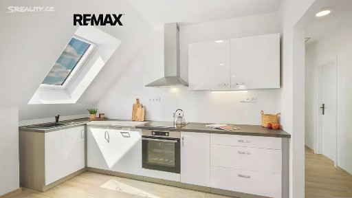 Pronájem bytu 4+kk 99 m² Nademlýnská, Sedlčany