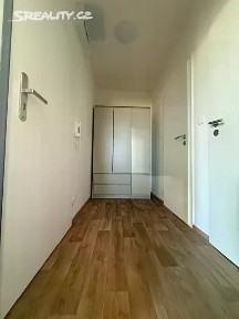 Pronájem bytu 1+kk 38 m² Vestecká, Nehvizdy