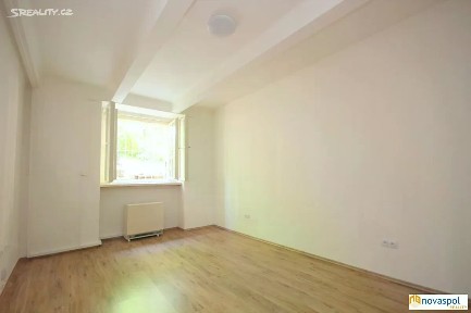 Pronájem bytu 2+1 47 m² Terronská, Praha - Bubeneč