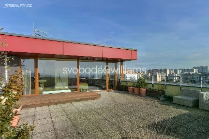 Pronájem bytu 3+kk 126 m² Mazurská, Praha - Troja