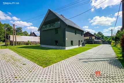 Prodej rodinného domu 257 m², pozemek 648 m²