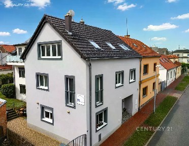 Prodej činžovního domu 375 m² Hekova, Praha - Řepy