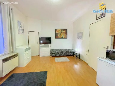 Pronájem bytu 1+kk 25 m² Na úlehli, Praha - Michle