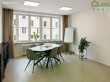 Pronájem kanceláře 380 m² Dominikánské náměstí, Brno - Brno-město