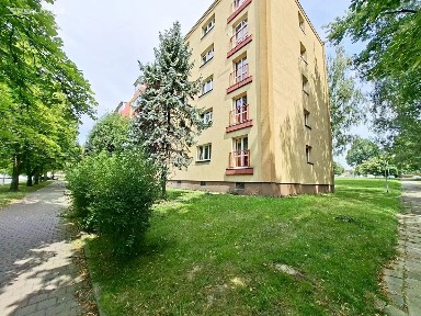 Karviná, Mizerov, tř. Těreškovové