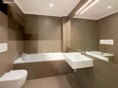 Pronájem bytu 2+kk 84 m² Sokolovská, Praha - Karlín