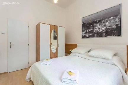 Pronájem bytu pokoje 18 m² Moskevská, Praha - Vršovice