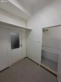 Pronájem bytu 1+kk 26 m² Pod Barvířkou, Praha - Smíchov