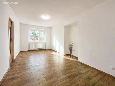 Pronájem rodinného domu 150 m², pozemek 1744 m² Slavíkovice