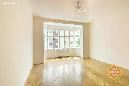 Pronájem bytu 2+kk 58 m² Zelená, Praha - Bubeneč