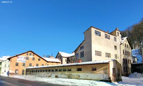 Prodej výrobní haly, prostoru 4600 m²