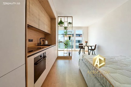 Pronájem bytu 1+kk 32 m² Jáchymovská, Praha - Řeporyje