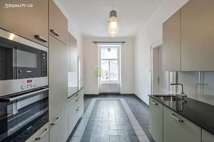 Pronájem bytu 3+1 100 m² Praha - Žižkov