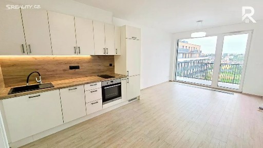 Pronájem bytu 1+kk 33 m² Jáchymovská, Praha - Řeporyje