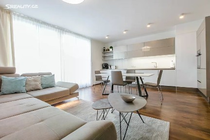 Pronájem bytu 3+kk 95 m² Hartigova, Praha - Žižkov