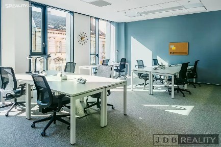 Pronájem kanceláře 120 m² Plzeňská, Praha - Smíchov