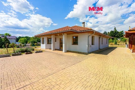 Prodej rodinného domu 396 m², pozemek 3896 m² Čimelice