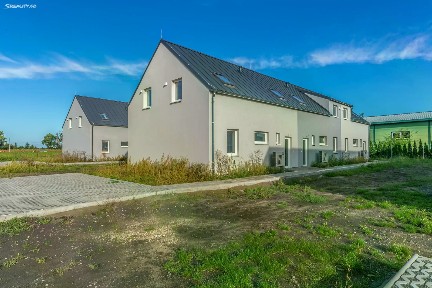 Pronájem rodinného domu 106 m², pozemek 235 m² Starý Vestec