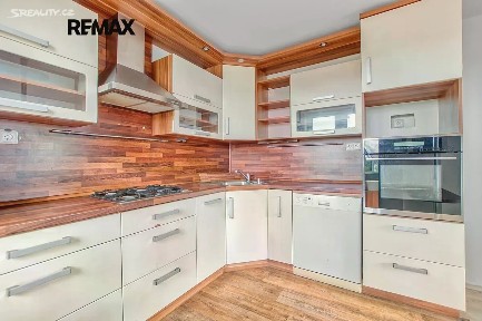 Pronájem bytu 3+kk 60 m² Josefa Suka, Frýdek-Místek - Místek