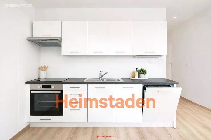 Pronájem bytu 2+1 57 m² Cholevova, Ostrava - Hrabůvka