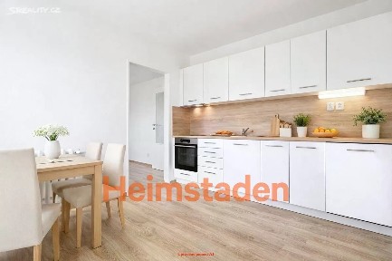 Pronájem bytu 3+1 69 m² Petřvaldská, Havířov - Šumbark