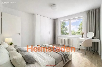 Pronájem bytu 3+1 66 m² Národní třída, Havířov - Město