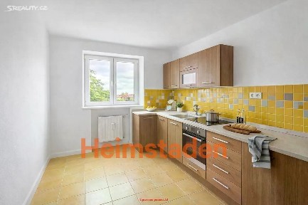 Pronájem bytu 3+1 68 m² Svornosti, Havířov - Město