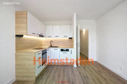 Pronájem bytu 1+kk 28 m² Studentská, Karviná - Mizerov