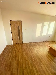 Pronájem bytu 1+1 37 m² Výškovická, Ostrava - Zábřeh