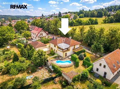 Pronájem rodinného domu 280 m², pozemek 1266 m² Jiráskova, Hluboká nad Vltavou
