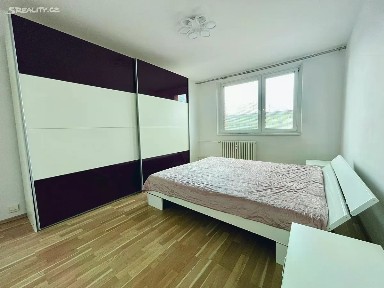 Pronájem bytu 2+1 56 m² Svobodova, Otrokovice
