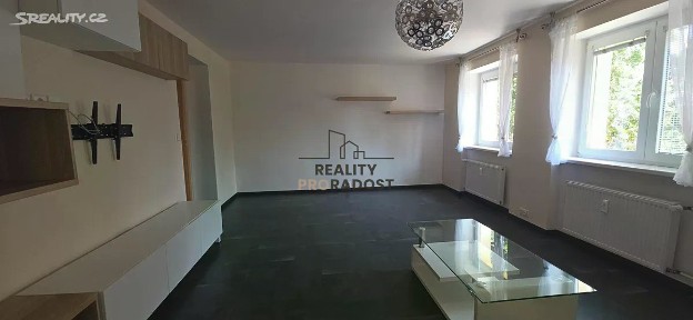 Pronájem bytu 3+1 84 m² Erbenova, Hodonín