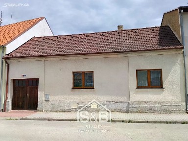 Prodej rodinného domu 220 m², pozemek 220 m²