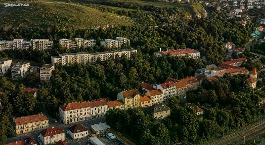 Prodej bytu 1+kk 29 m² Na Zlíchově, Praha - Hlubočepy