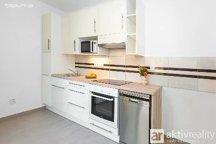 Pronájem bytu 2+1 54 m² Matěje Kopeckého, Mělník