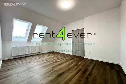 Pronájem bytu pokoje 14 m² Zborovská, Kolín - Kolín II