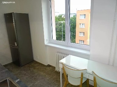 Pronájem bytu 1+1 35 m² Na vrcholu, Praha