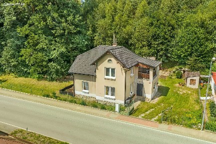 Prodej rodinného domu 173 m², pozemek 1340 m²