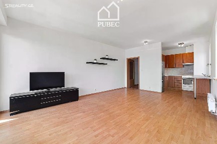 Pronájem bytu 1+kk 39 m² Znojemská, Plzeň - Severní Předměstí