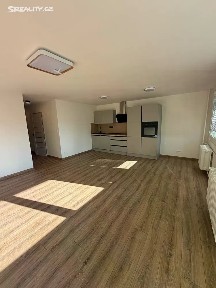 Pronájem bytu 3+kk 77 m² Trnovanská, Teplice - Trnovany