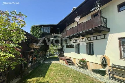Prodej rodinného domu 191 m², pozemek 680 m² Lechotice