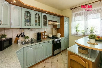 Prodej rodinného domu 169 m², pozemek 800 m²