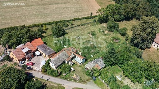Velké Všelisy - Zamachy