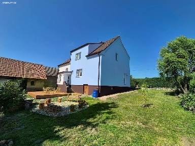 Svárov