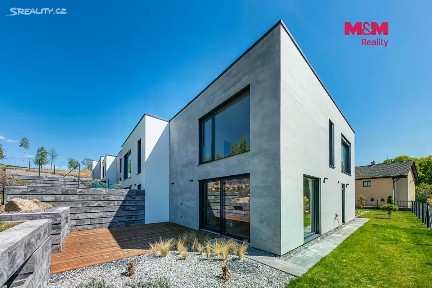 Prodej rodinného domu 201 m², pozemek 940 m² Husova, Velké Popovice